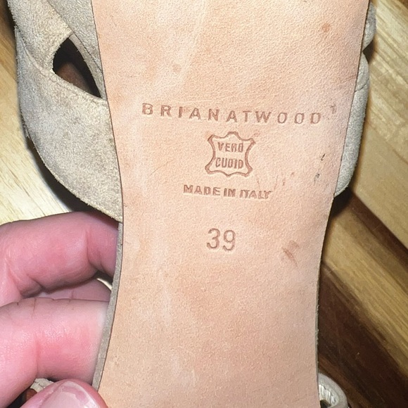 Brian Atwood Beige Cut-Out Studded Suede Peep-Toe Platform Pumps Size 39 - Picture 8 of 10